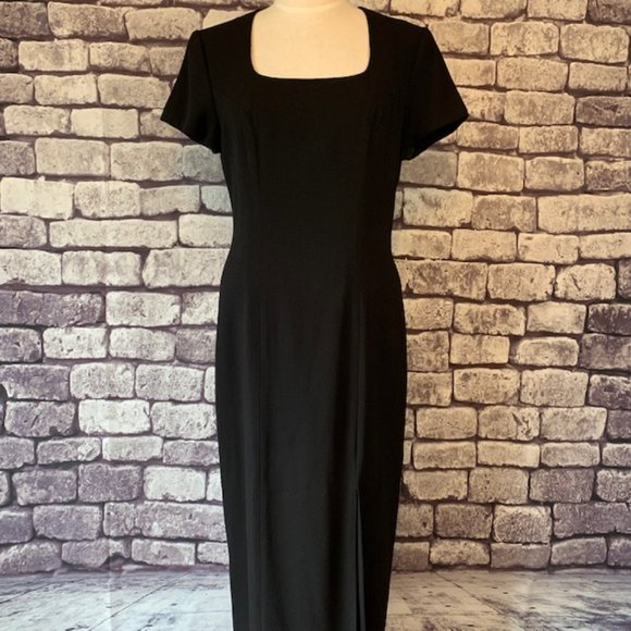 Liz Claiborne Black Short Sleeve Dress 